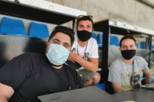 Μασκοφόροι στα δημοσιογραφικά