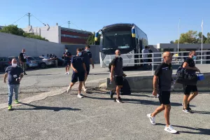 (ΒΙΝΤΕΟ/ΦΩΤΟΣ) Η άφιξη της ΑΕΛ