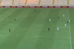 "Πεντάμορφος" Απόλλωνας με... SHOW Νταμπό!  (Φώτος)
