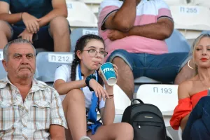 (ΦΩΤΟΣ/ΑΝΟ) Η πρεμιέρα με Ερμή