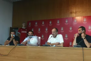 ΛΙΒΕΡΠΟΥΛ/Παρουσίασε το κλιμάκιο της στην Λεμεσό