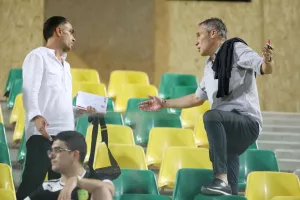 ΑΡΕΝΑ ο κόουτς 