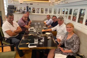 Γεύμα με τον Αλεξάντερ Σέφεριν