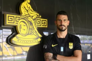 Στα… κίτρινα και ο Ντάτκοβιτς