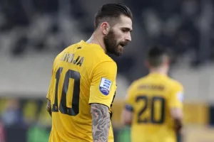 «Οι προθέσεις του Λιβάγια δείχνουν ότι θέλει να μείνει στην ΑΕΚ»