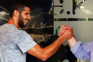 ΑΕΚ σε Ινσούα: «Η νέα σου φανέλα σε περιμένει»