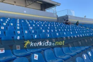ΦΩΤΟΣ/Αποστάσεις... στο Μακάρειο