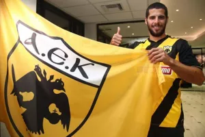 Ινσούα: «Έγινε αυτό που ήθελα, ελπίζω ότι θα κατακτήσω τίτλους με την ΑΕΚ»
