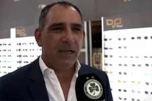 ΒΙΝΤΕΟ/"Καλή επιτυχία στην Ομόνοια, στ' αστέρια"