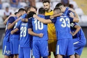 Δύο λέξεις/Μαργκάσα