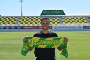 Tom Hateley... διετίας!/Ανακοίνωση
