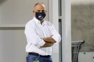 Το 2Χ3 έγινε με... ΤΡΙΑ στο ΑΠΟΕΛ! (φώτος)