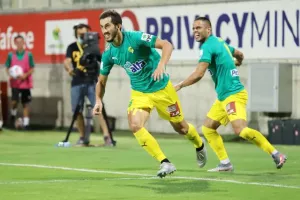 Το 2Χ3 έγινε με... ΤΡΙΑ στο ΑΠΟΕΛ! (φώτος)