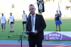ΦΩΤΟΣ από τους Παγκύπριους αγώνες στίβου ανδρών και γυναικών 