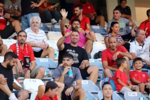 ΔΙΠΛΟ με Ισπανική... ζωγραφιά! (Φώτος)