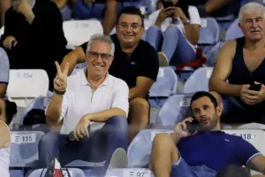 ΔΙΠΛΟ με Ισπανική... ζωγραφιά! (Φώτος)