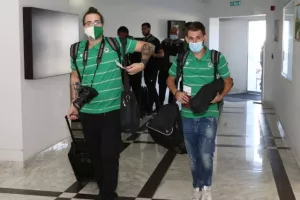 ΦΩΤΟΣ/Oμόνοια: Πριν την... απογείωση