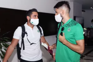 ΦΩΤΟΣ/Oμόνοια: Πριν την... απογείωση