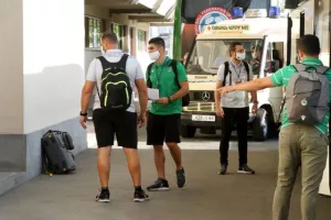 ΦΩΤΟΣ/Η άφιξη της Ομόνοιας