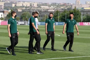 ΦΩΤΟΣ/Η άφιξη της Ομόνοιας