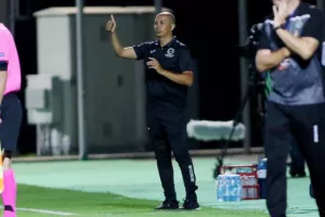 Ο Τιάγκο έβαψε ΠΡΑΣΙΝΗ την πρόκριση... στην παράταση!! (φώτος)