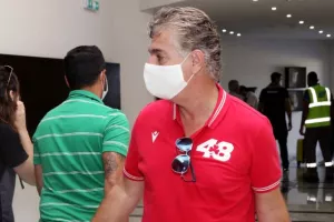 (Ομόνοια/ΦΩΤΟΣ) "Πέταξε" για Βαρσοβία
