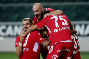 ΦΩΤΟΡΕΠΟΡΤΑΖ… πρόκρισης 