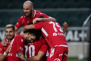 ΦΩΤΟΡΕΠΟΡΤΑΖ… πρόκρισης 