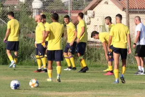 Συν... 5 για ΑΕΛ