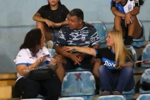 Πρεμιέρα με... ΓΚΕΛΑ για Απόλλωνα! (φώτος)