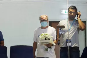 Πρεμιέρα με... ΓΚΕΛΑ για Απόλλωνα! (φώτος)