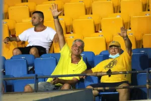 ΜΗΝΑΣ… ανατροπής! (φώτος) 