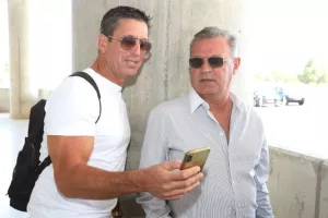 (ΦΩΤΟΣ) H Συνέλευση της ΚΟΠ