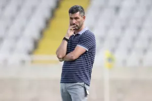 Σκέψεις/Ουζουνίδης