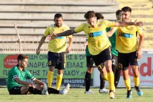 Ο Αβραάμ υπέγραψε την πρώτη νίκη... στο 85'! (φώτος)