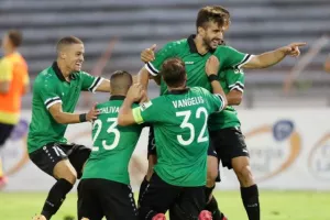 Ο Αβραάμ υπέγραψε την πρώτη νίκη... στο 85'! (φώτος)