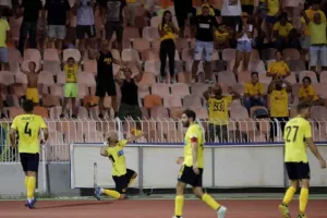 Ο Αβραάμ υπέγραψε την πρώτη νίκη... στο 85'! (φώτος)