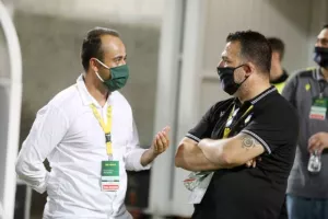 Το 2Χ3 έγινε με... ΤΡΙΑ στο ΑΠΟΕΛ! (φώτος)