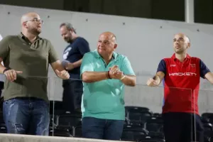 Το 2Χ3 έγινε με... ΤΡΙΑ στο ΑΠΟΕΛ! (φώτος)