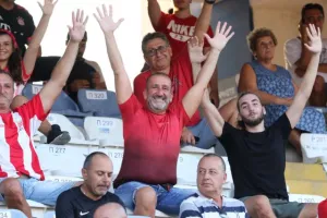 ΔΙΠΛΟ με Ισπανική... ζωγραφιά! (Φώτος)
