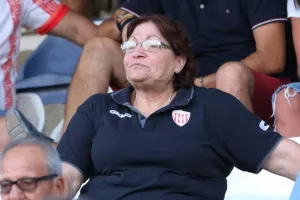 ΔΙΠΛΟ με Ισπανική... ζωγραφιά! (Φώτος)