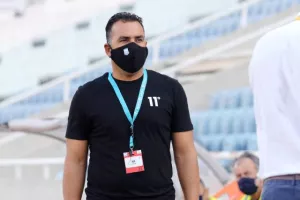"Πεντάμορφος" Απόλλωνας με... SHOW Νταμπό!  (Φώτος)