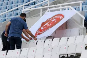 "Πεντάμορφος" Απόλλωνας με... SHOW Νταμπό!  (Φώτος)
