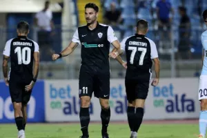 Ο Ανγκούλο το ΕΧΑΣΕ, o Οκριασβίλι το ΕΒΑΛΕ και... ΔΙΠΛΟ η "Κυρία"! (Φώτος)