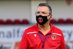 Σάρωσε... με εξάρα ο ΑΠΟΛΛΩΝΑΣ! (φώτος)
