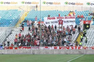 ΟΚΤΩ χρόνια μετά/ Ξανά ΑΣΤΕΡΑΣ - Ξανά ΛΑΡΚΟΥ! (Βίντεο/φώτος)