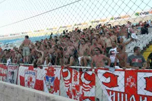 ΟΚΤΩ χρόνια μετά/ Ξανά ΑΣΤΕΡΑΣ - Ξανά ΛΑΡΚΟΥ! (Βίντεο/φώτος)