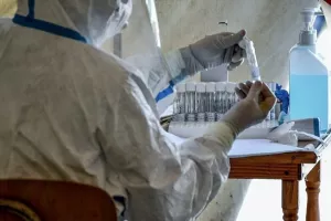 ΕΛΛΑΔΑ/204 κρούσματα, πέντε θάνατοι και 22 διασωληνωμένοι