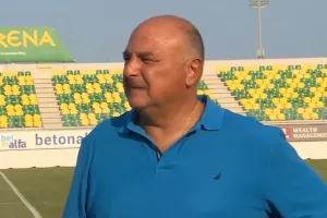 ΚΑΡΑΠΑΤΑΚΗΣ: "Δεν με ανησυχεί ο προγραμματισμός/Κάθε χρόνο κυνηγάμε το πρωτάθλημα" (Βίντεο)