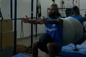 ΣΥΝΕΧΙΖΕΙ... ο Ενσούε!
